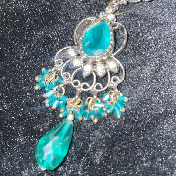 Silver, stone and teal necklace and earring set - Picture 3 of 3